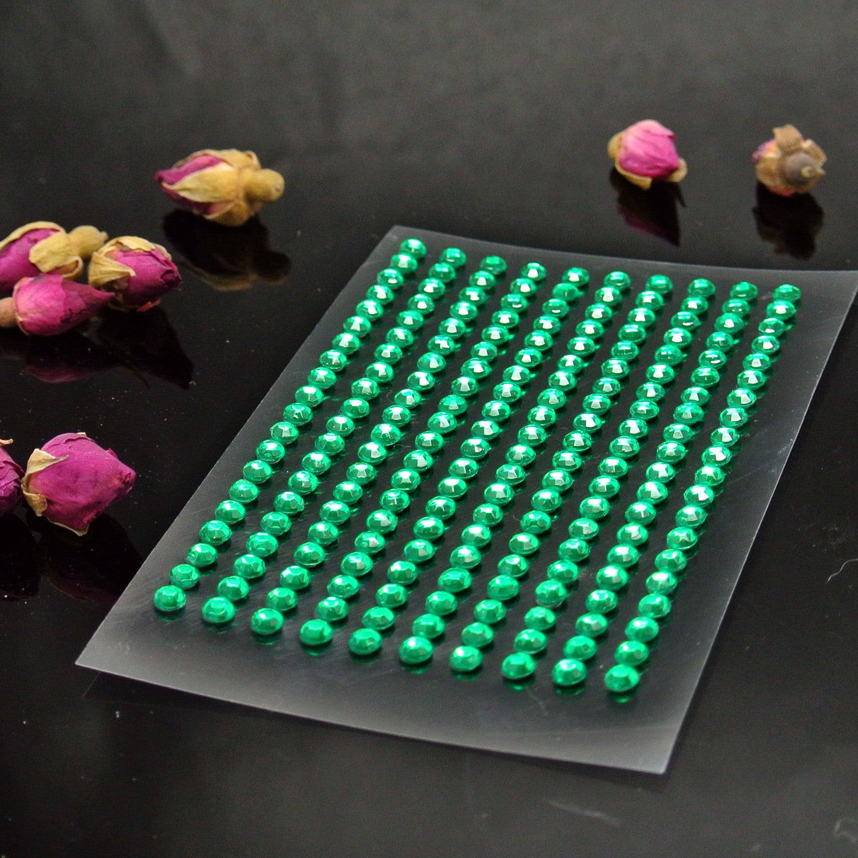 Emerald Self-Adhesive Stick On Rhinestone Gems (200pcs)