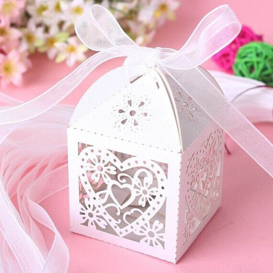 White Love Heart Luxury Favour Boxes With Organza Ribbons - 20 pcs