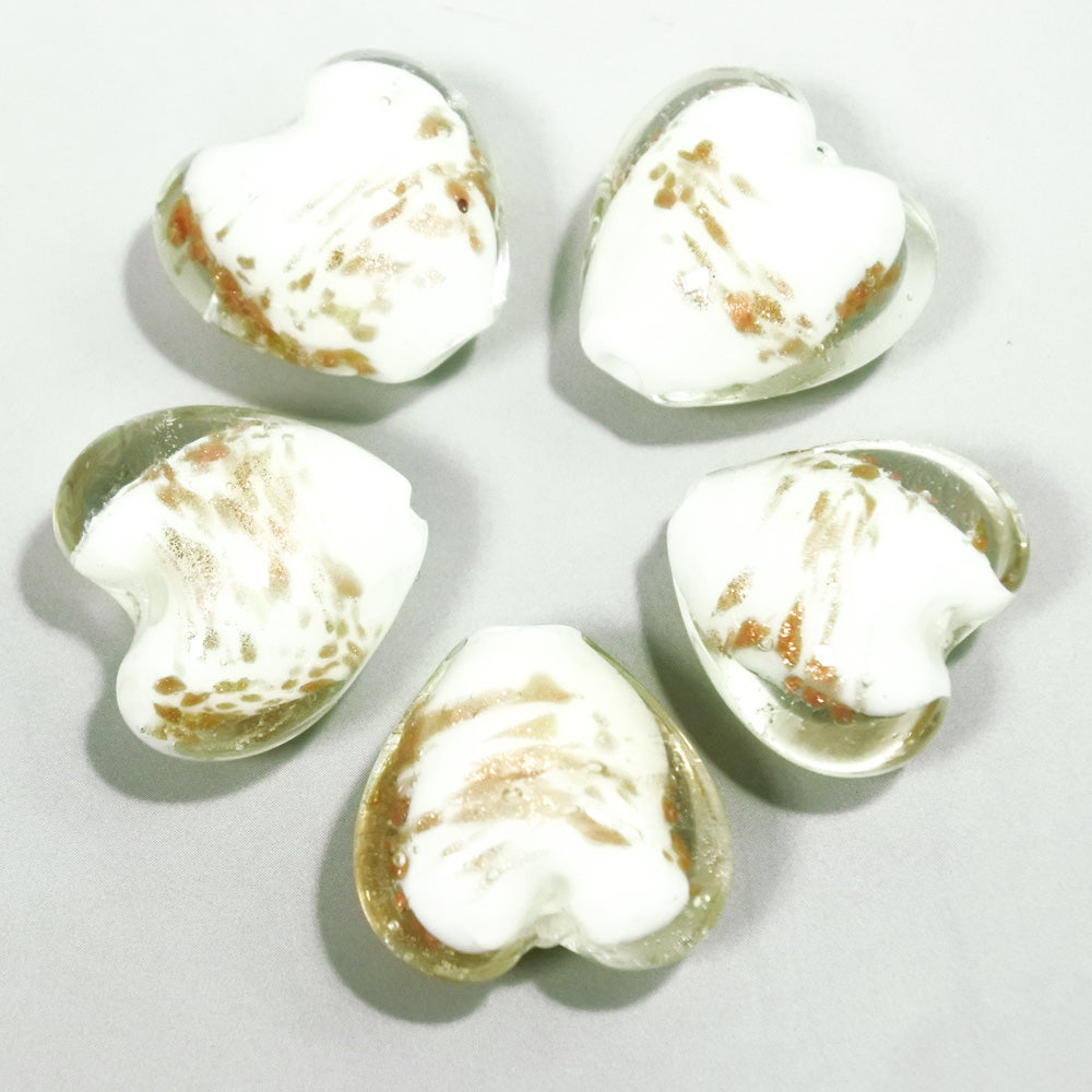 White Shiny Heart Shaped Lazurite Oriental Glass Beads